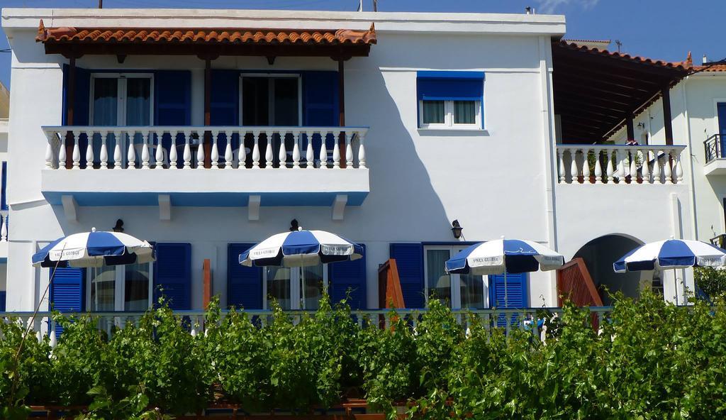 George Apartment Batsi (Andros)